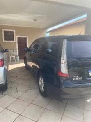 MITSUBISHI GRANDIS 2.4 16V GASOLINA 4P AUTOMÁTICO
